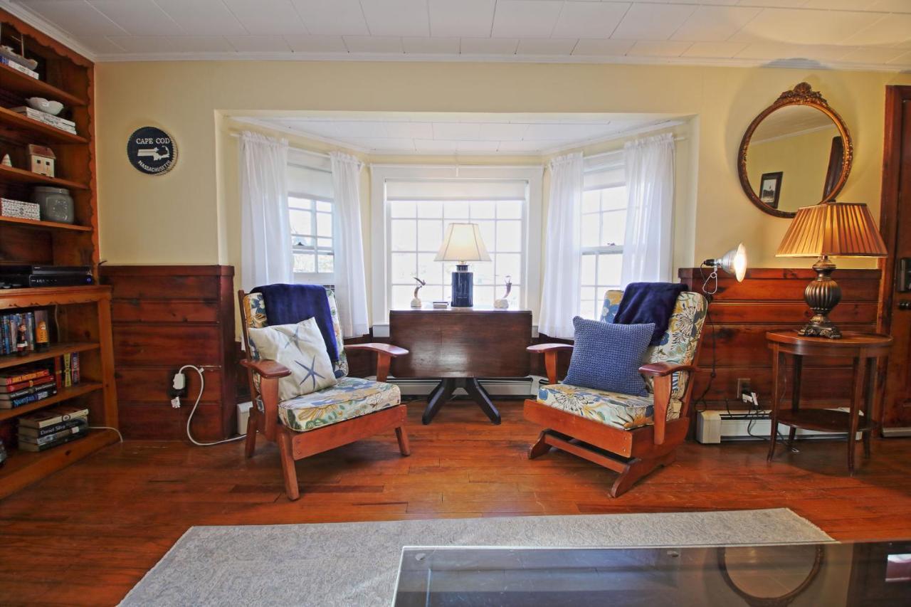 Lofted Cape Cottage By Leavetown Vacations South Yarmouth Buitenkant foto