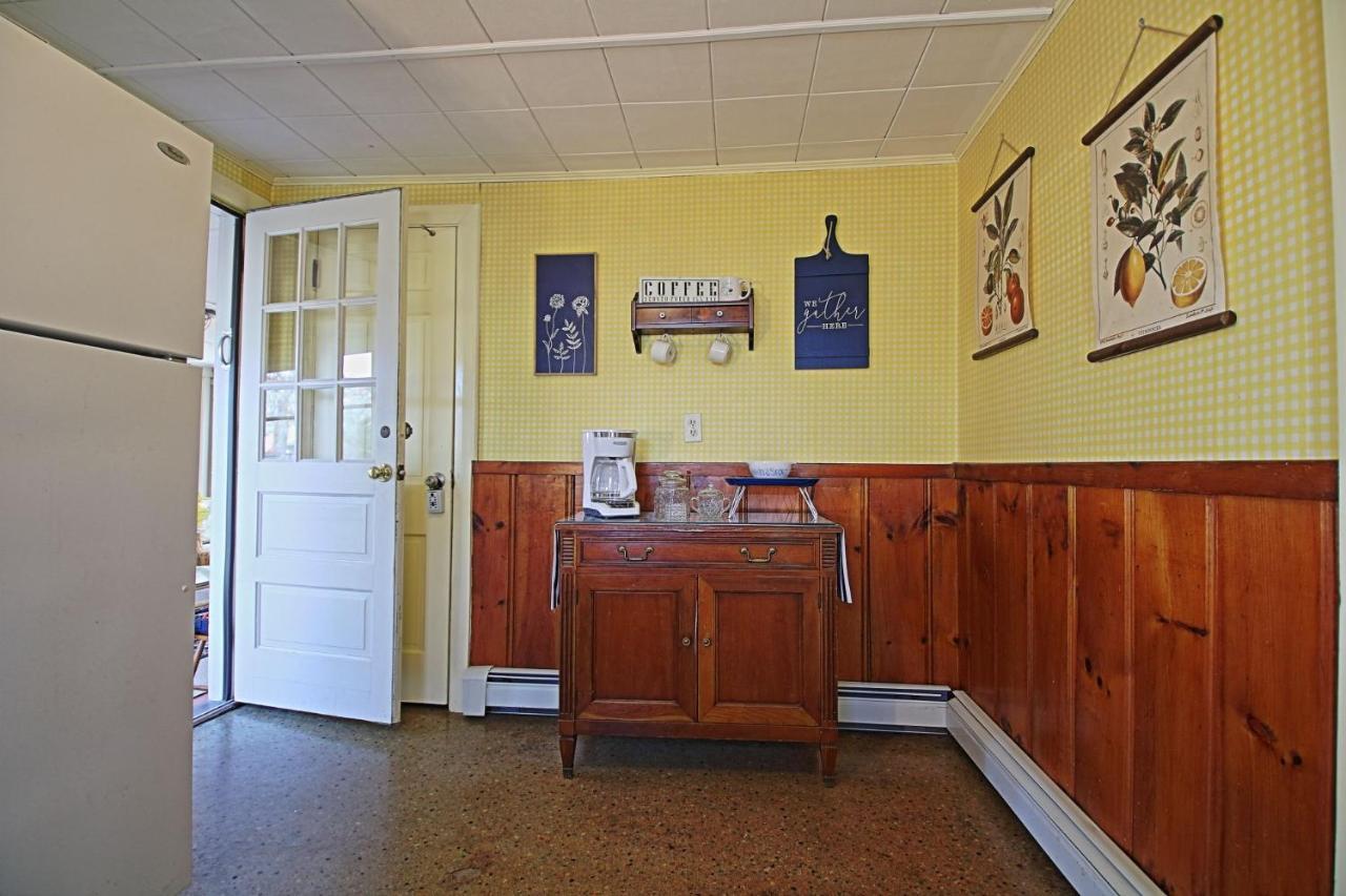 Lofted Cape Cottage By Leavetown Vacations South Yarmouth Buitenkant foto